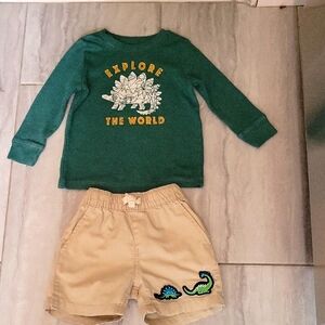 Green 'Explore the World' Shirt and Tan Shorts Set